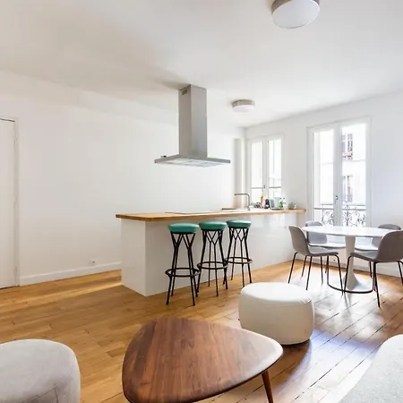 Appartamento Eiffel Tower Invalides Renovated *